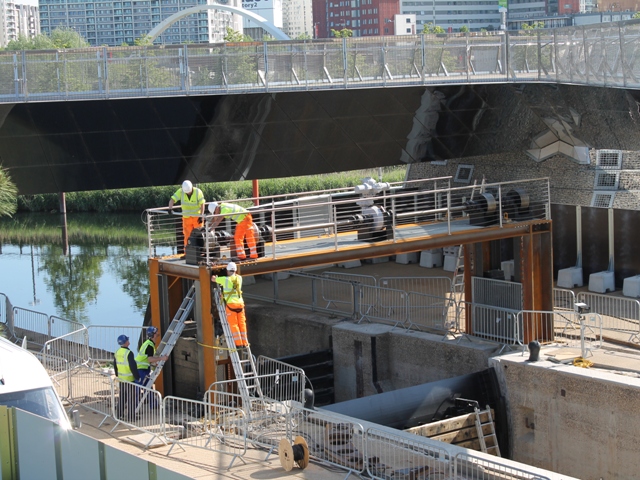 The gantry structure