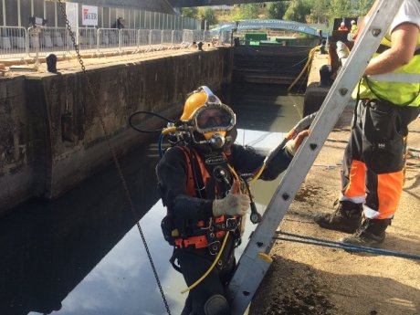 At Carpenters Road Lock